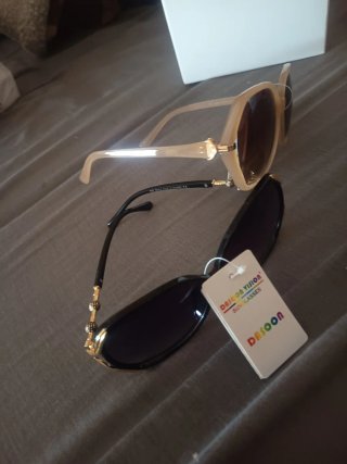 Lote de gafas de sol 60 gafas