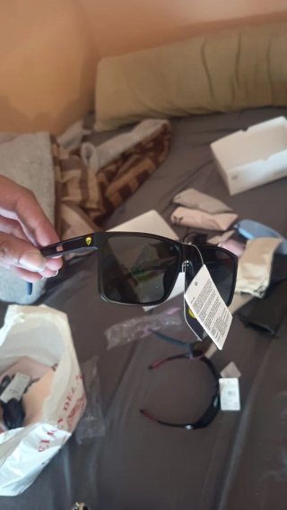 Lote de gafas de sol 60 gafas