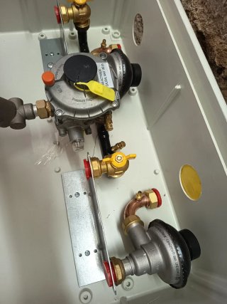 Armario acometida doble contador Gas Natural