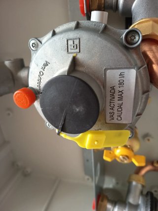 Armario acometida doble contador Gas Natural