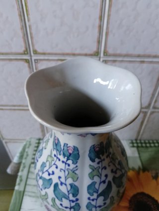 Vaso portafiori di porcellana