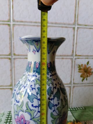 Vaso portafiori di porcellana