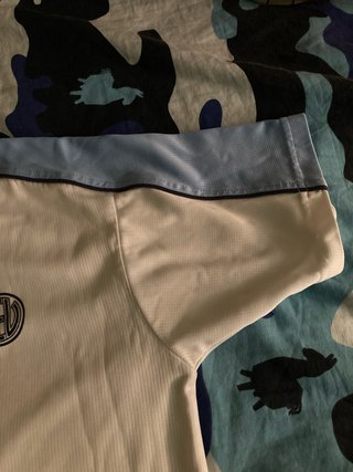 Camiseta deportiva escolar de la talla 14 años