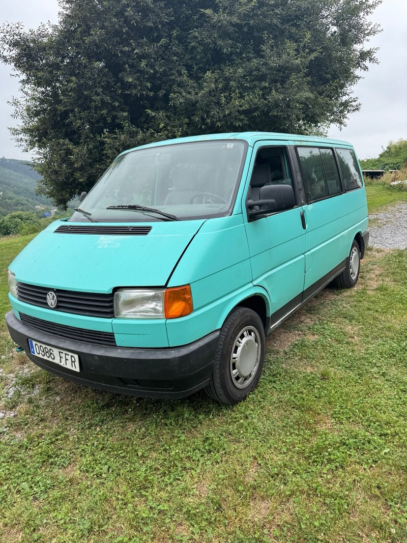 Volkswagen Caravelle 92 - foto 1