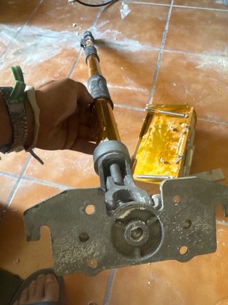Herramienta para pladur dorada