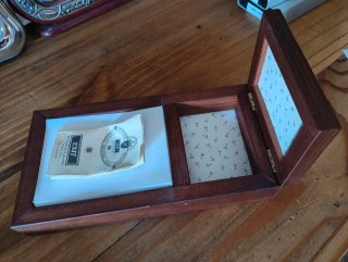Notario madera, con placa plata ley 925