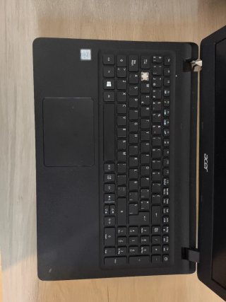 Acer Extensa EX2540 da riparare