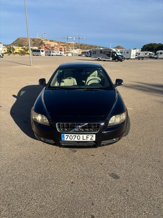 Volvo C70 2009