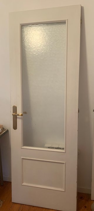 Puerta madera con cristal