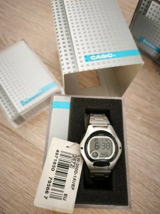 Reloj Casio LW-200D-1AVEF Plata para mujer