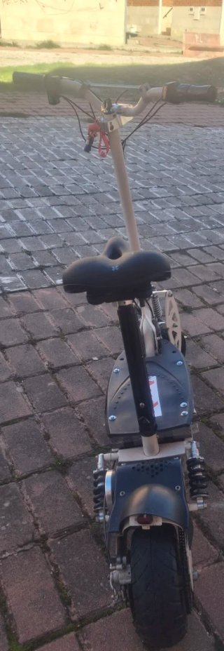 Patinete Eléctrico Audi