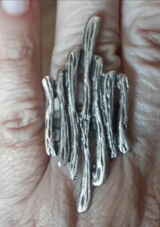 OFERTA.... Pulsera y Anillo.color  Plata Vintange