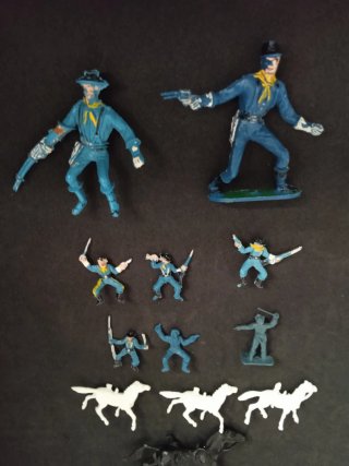 Lote 12 Figuras Comansi