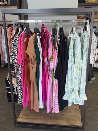 Lote liquidación Ropa Mujer Cierre Tienda