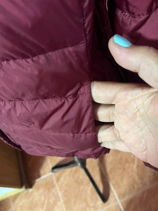 Plumas ligero mujer burdeos