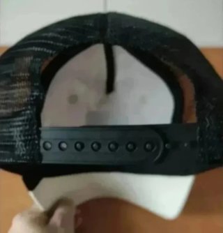 Gorra Hanukeii Negra y Blanca