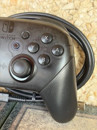 Mando Pro con cable Nintendo Switch