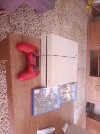 Consola PS4 Fat Blanca + Mando Rojo + 4 Juegos