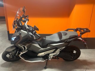 Honda X-ADV 750 Gris
