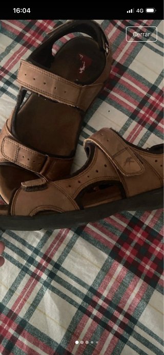 Sandalias marrones