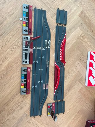 Scalextric Digital System, Pit Lane, Cuentavuelas