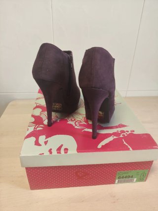Botines terciopelo tacón alto talla 35