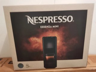 Macchina da caffè Nespresso Essenza Mini nuova