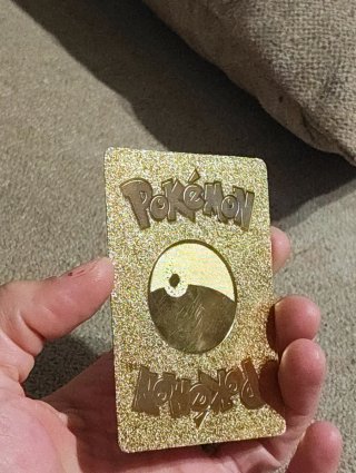 Carta Pokémon Mimikyu VMAX Dorada