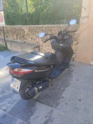 Suzuki Burgman 200cc Negra 2011