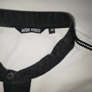 Camiseta Antony Morato Blanca y Negra