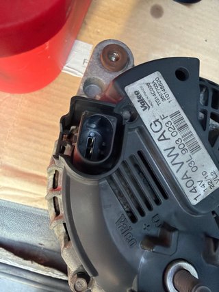 Alternador Seat Leon 1.6 CAY