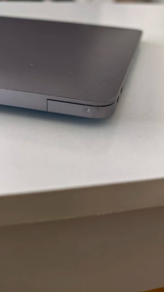 MacBook Air M1 8GB RAM 256GB SSD