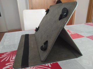 Funda para tablet con diseño de búhos