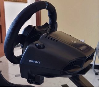 Volante Logitech G923 + Playseat Evolution PS