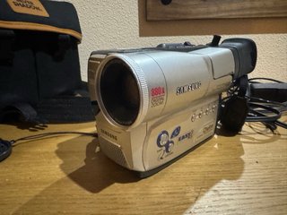 Videocámara Samsung VP-W70 Hi8