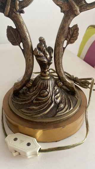 Lampara antigua de bronce de  dos brazos años 70