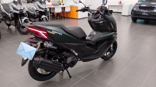 Zontes 125X Scooter Negro/Verde/Beige