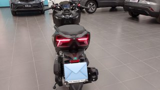 Zontes 125X Scooter Negro/Verde/Beige