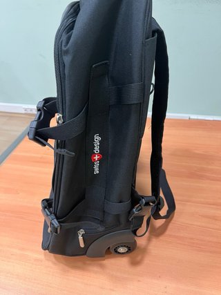 Mochila con ruedas Suisse- marca de prestigio.