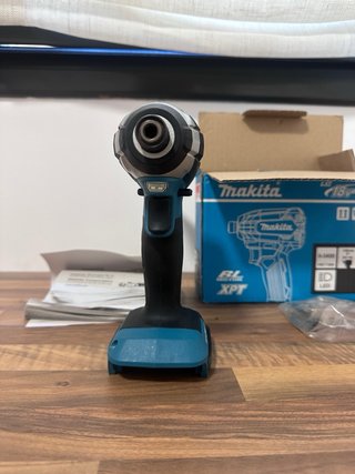 Atornillador de impacto Makita LXT DTD153Z