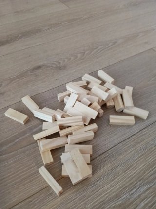 Piezas de madera para juegos