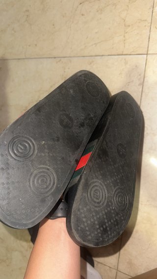 Chanclas Gucci Banda Negra Roja Verde