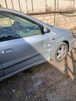 Nissan Almera 2002