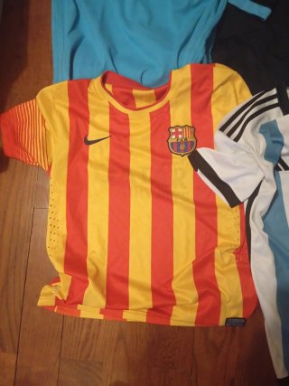Lote 5 Camisetas de Fútbol Variadas