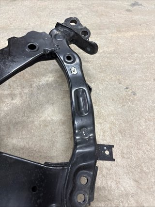 AUDI Q5 80A corpo asse supporto asse anteriore 80B