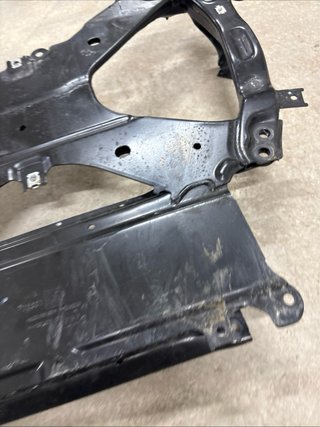 AUDI Q5 80A corpo asse supporto asse anteriore 80B