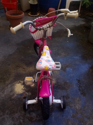 Bici niña rosa para reparar