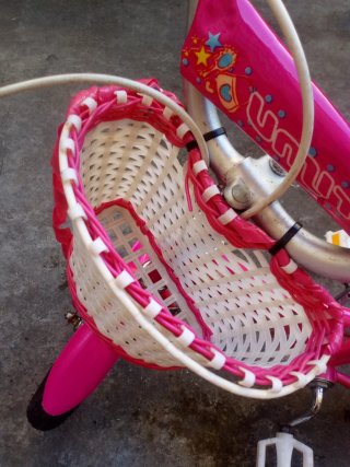 Bici niña rosa para reparar
