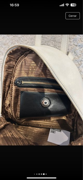 Mochila Moschino Blanca con Logo Dorado