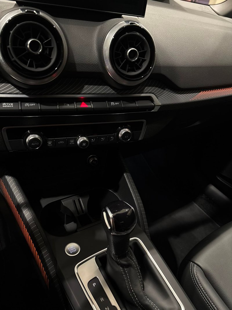 Audi Q2 2025, foto 10